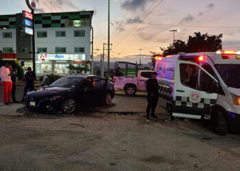 Se“destanteó”y chocó