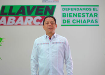 Rinde su segundo informe
