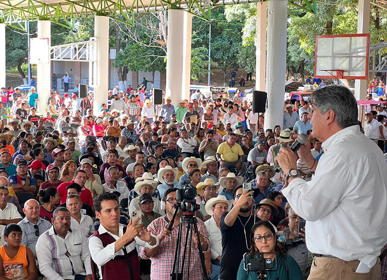 Agradece apoyo de simpatizantes de todo Chiapas