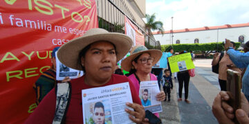 Piden apoyo para localizar a joven