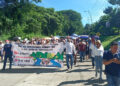 Indígenas marchan por la paz
