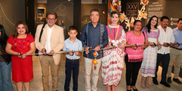 Premió a ganadores del concurso estatal de ámbar