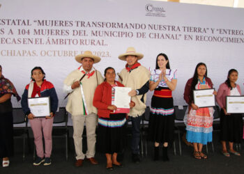 Entrega premio estatal “Mujeres Transformando Nuestra Tierra”