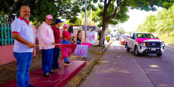 Van por la prevención del cáncer de mama