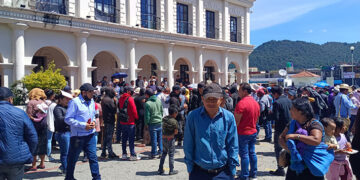 Exigen justicia por violencia