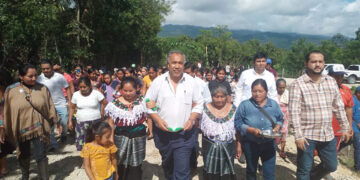 Cumple a las comunidades y ejidos