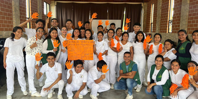 Conmemora el día naranja