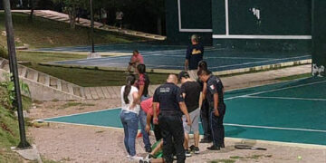 Atacan a balazos aun masculino