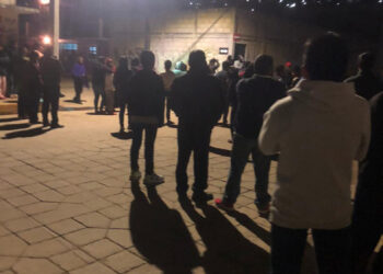 Agredió a su ex y se fue al bote
