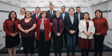 Se reúne con Claudia Sheinbaum