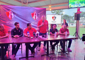 Academia Atlas abre sus puertas en Tuxtla