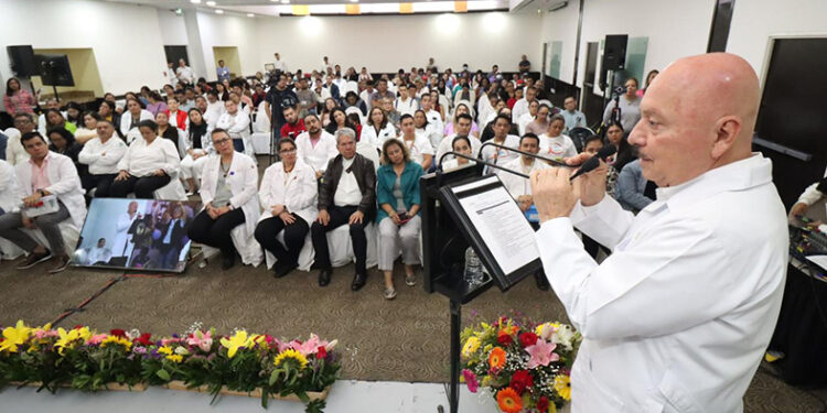 Se ratifica el liderazgo en la atención integral del VIH/SIDA