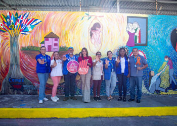 Entregan mural“Donde hay un sueño,hay un camino”