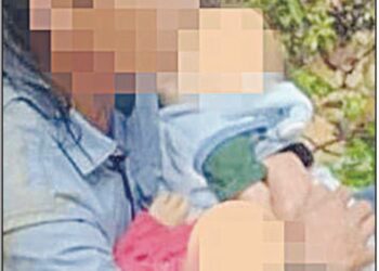 Muere madre e hijos en trágica volcadura