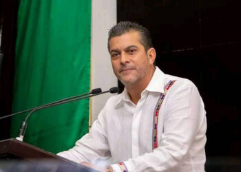 ACÁ ENTRE NOS