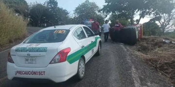 Se aventaron un clavado, pero en el pavimento