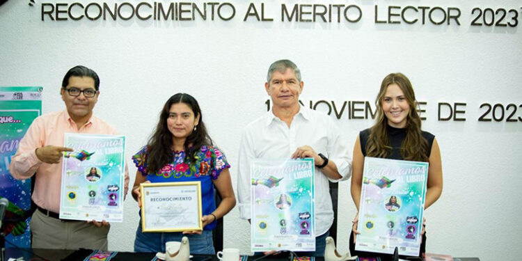 Entrega “Reconocimiento al Mérito Lector 2023”