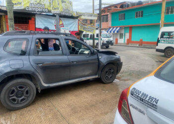 Semaforazo deja cuantiosos daños
