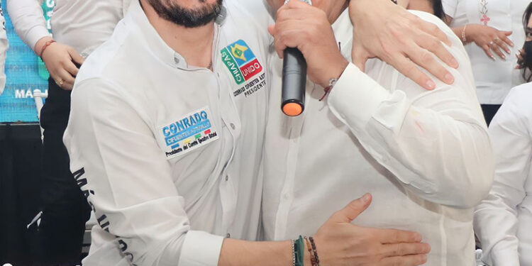 Refrendan compromiso con Eduardo Ramírez