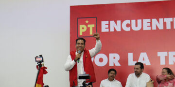 Se reunió con integrantes del PT