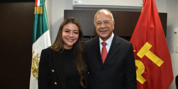 Brinda PT todo el apoyo a Sasil de León