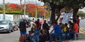 Autoridades de Tuxtla les brindan apoyo