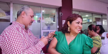 Ponen en marcha campaña de vacunación