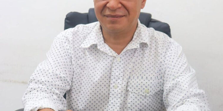 Nombra a nuevo consejero jurídico