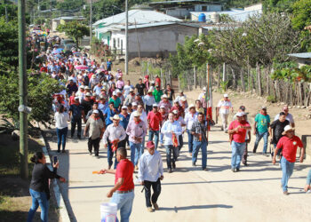 Entrega parque en Agrónomos Mexicanos
