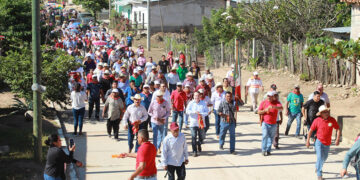 Entrega parque en Agrónomos Mexicanos