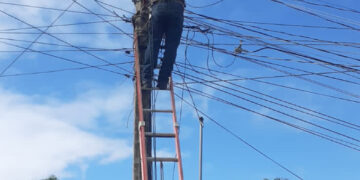 Se trabaja en el alumbrado público