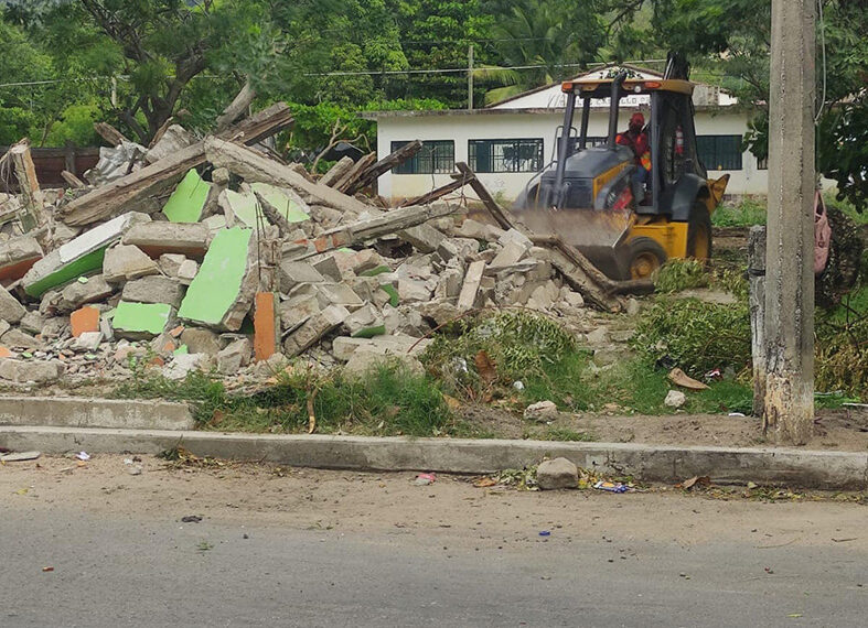 Comienza la demolición de casas