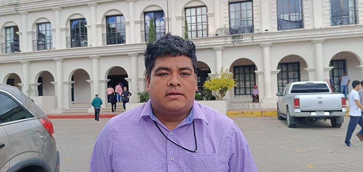 Amenazan a defensor de derechos humanos