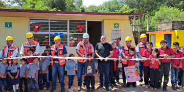Inauguró aula didáctica en La Sierrita