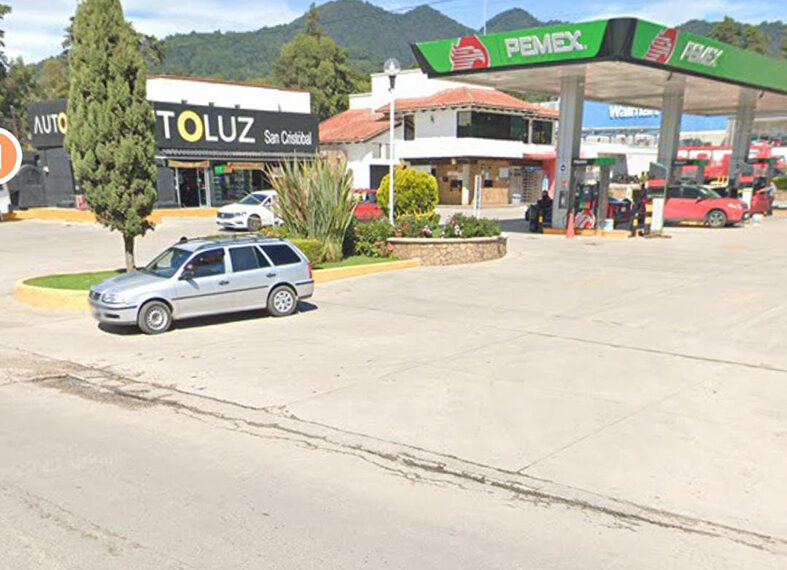 Retienen a funcionarios municipales