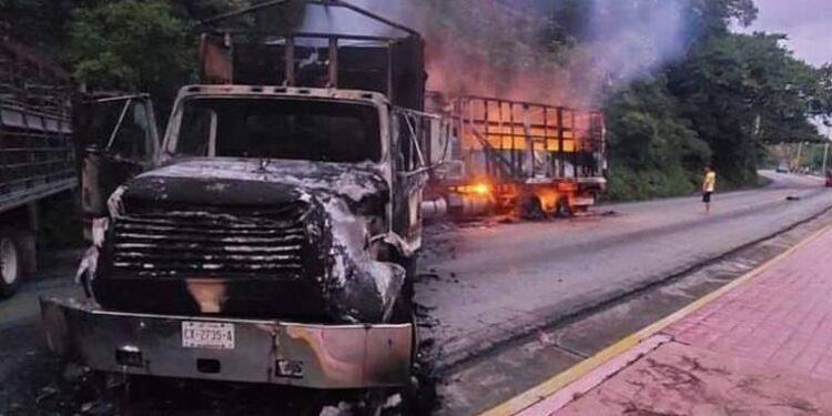 Denuncian pobladores de Bellavista que grupos armados mantienen sitiado el municipio