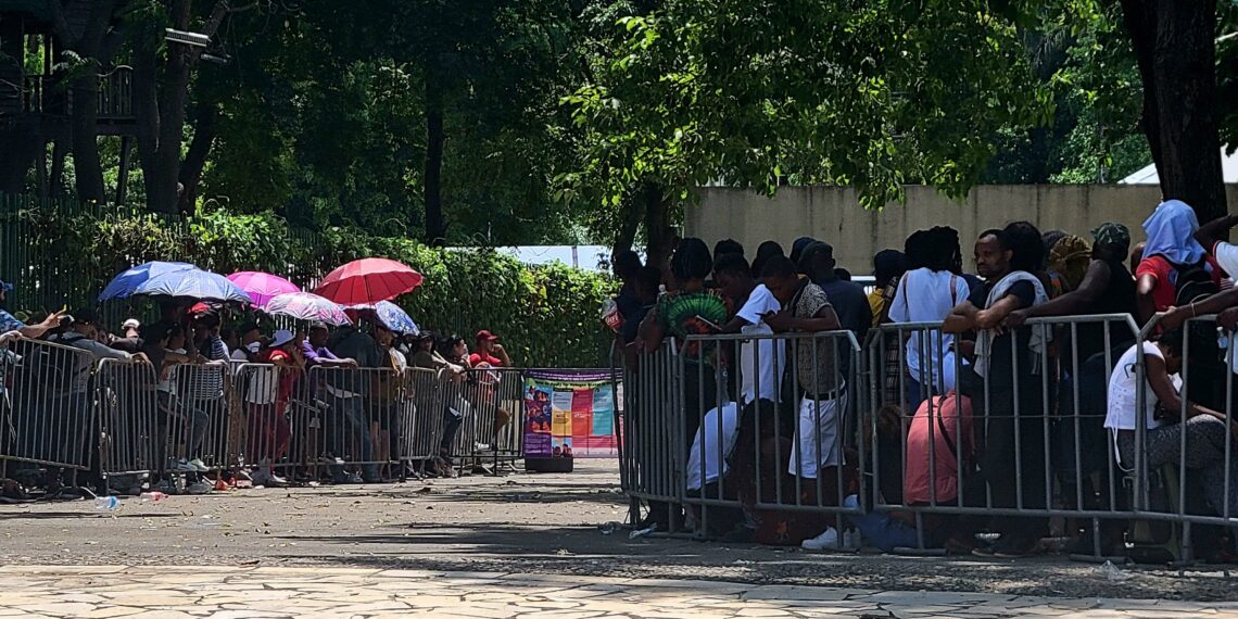 Pese a saturación de migrantes en Tapachula, COMAR se va de vacaciones