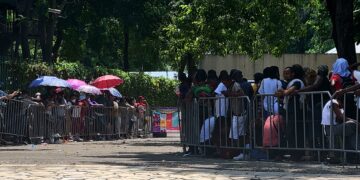 Pese a saturación de migrantes en Tapachula, COMAR se va de vacaciones