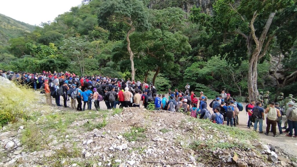 Migran sin vigilancia, exigen respeto a los derechos humanos 