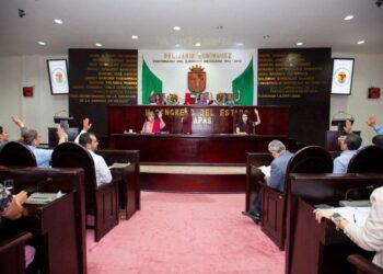 Elecciones 2024: Desbandada de funcionarios, buscan cargo en proceso electoral del próximo año