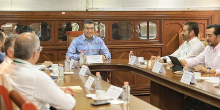 Antes que concluya este gobierno dejaremos una terminal aérea digna, moderna y funcional: Rutilio Escandón