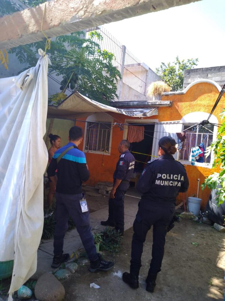 Estuvo enfermo desde su nacimiento, reportaron; la madre llamó a los servicios de emergencia.