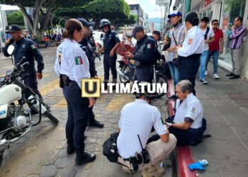  Motorepartidor atropella a adulto mayor frente a la Catedral de San Marcos