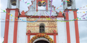 Ni Dios lo quiera; por temor cancelan misas en Altamirano