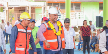 Tony Orozco entrega domo en Ocotal Maravilla