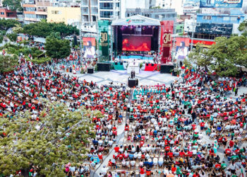 Realizan marcha y clamor por la paz
