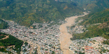 Causan desastres y desplazamiento