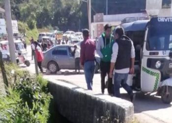 Los simpatizantes del retenido bloquearon la carretera