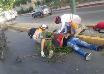 Motociclistas se accidentan