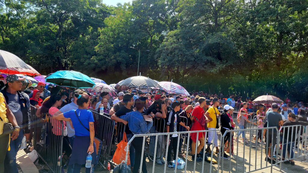 Pese a saturación de migrantes en Tapachula, COMAR se va de vacaciones